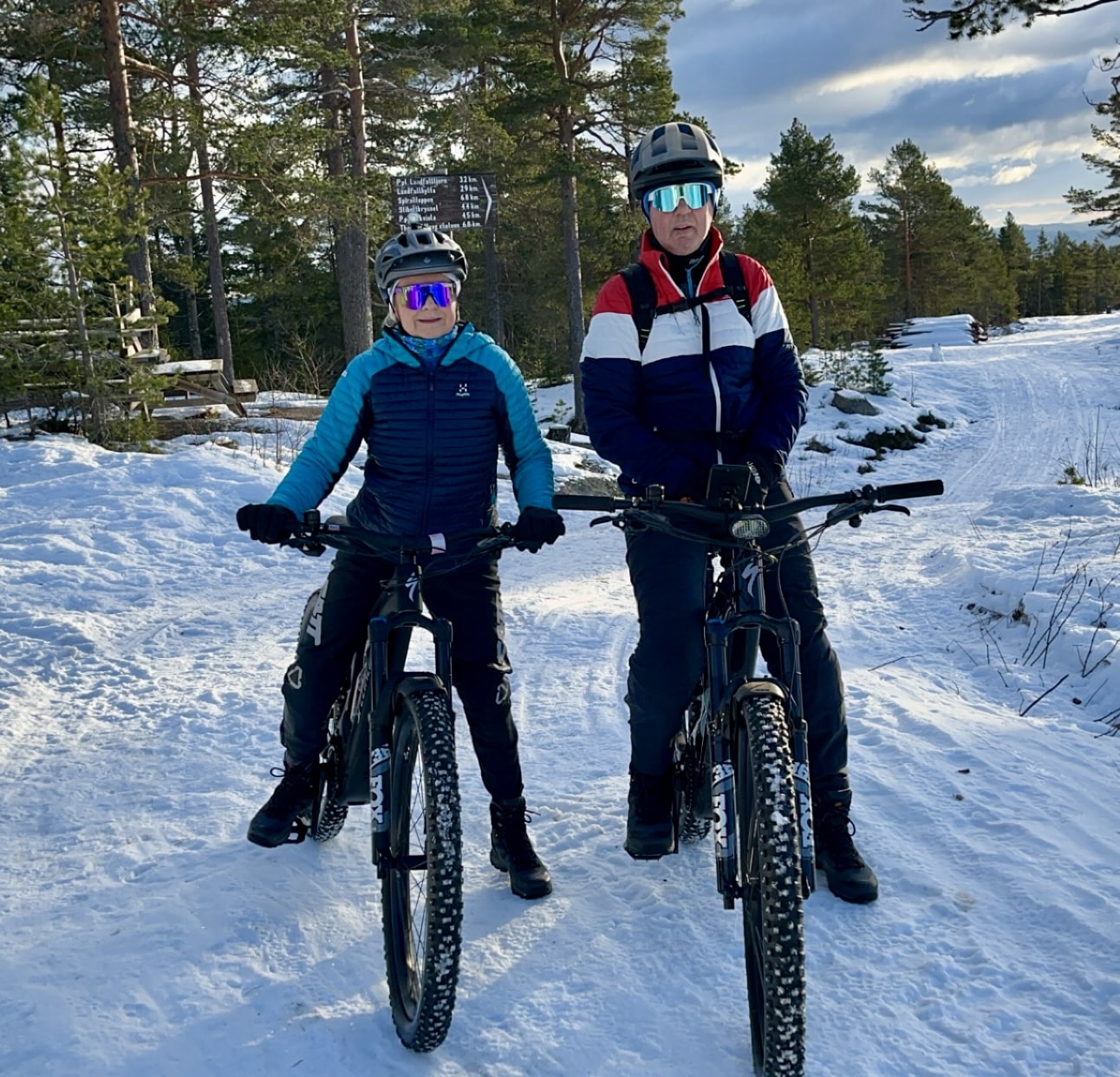 Gina og Egil stortrives med vintersykling!